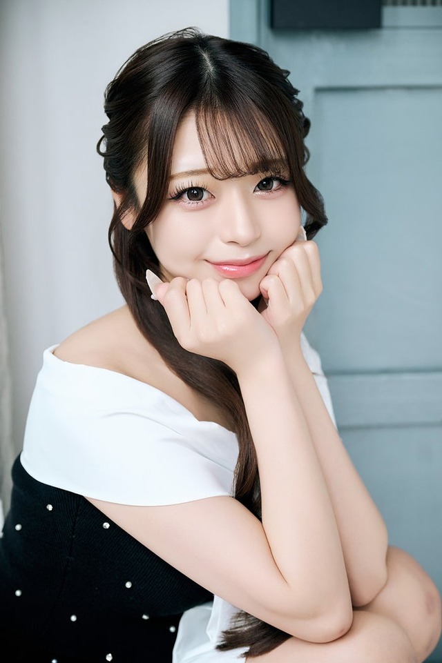 なつ（C）モデルプレス