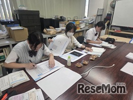 校正作業も自分たちで行う