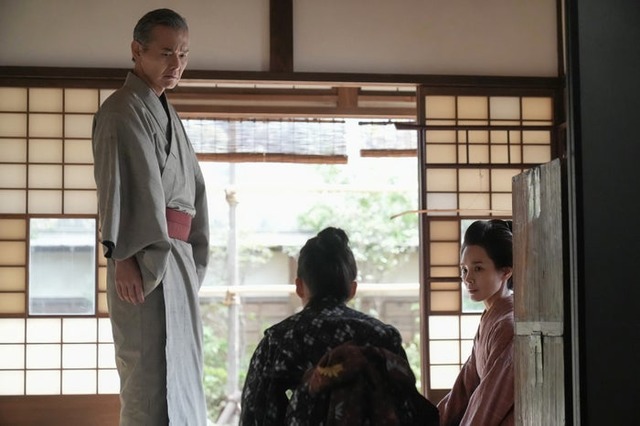 渡部篤郎、村上蘭、国仲涼子「ブラッサム」第2話（C）NHK