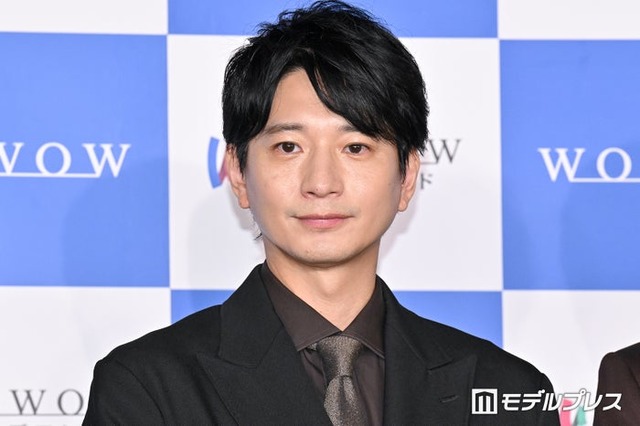 「連続ドラマW MR -医薬情報担当者-」完成報告会に出席した向井理（C）モデルプレス