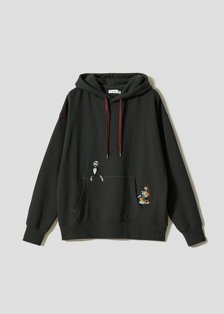 ジャック＆サリー｜ビッグシルエットパーカー／¥8,900／©Disney