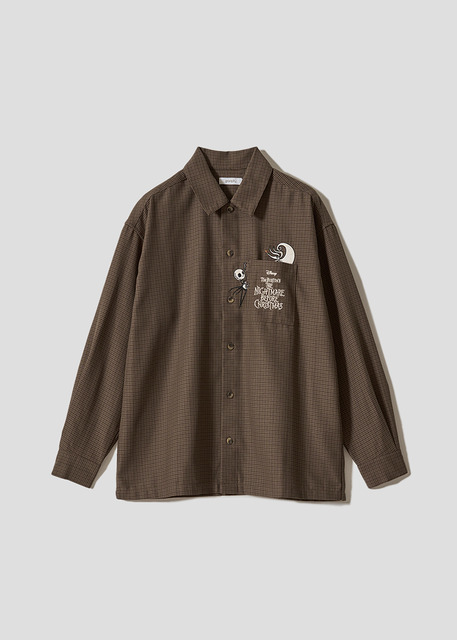 メリー クリスマス｜ビッグシルエットシャツ／¥7,900／©Disney