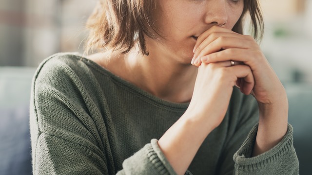 「梅毒、陽性です」。夫以外とは関係がないのに…。夜の接待を「仕事」と言い張る夫を信じた妻の絶望