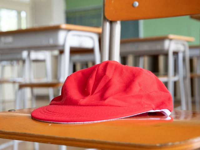 「片足で立てない」「雑巾がけで転ぶ」…いま増えている「体力のない子どもたち」に、整形外科医が警鐘！放置しているとなりやすい病気とは