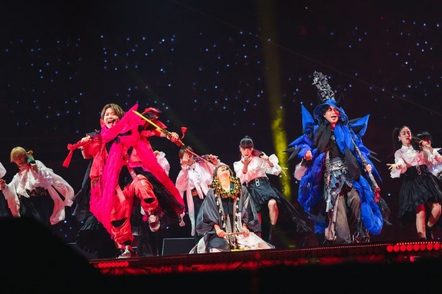 （左から）増田貴久、小山慶一郎、加藤シゲアキ／NEWS（提供写真）