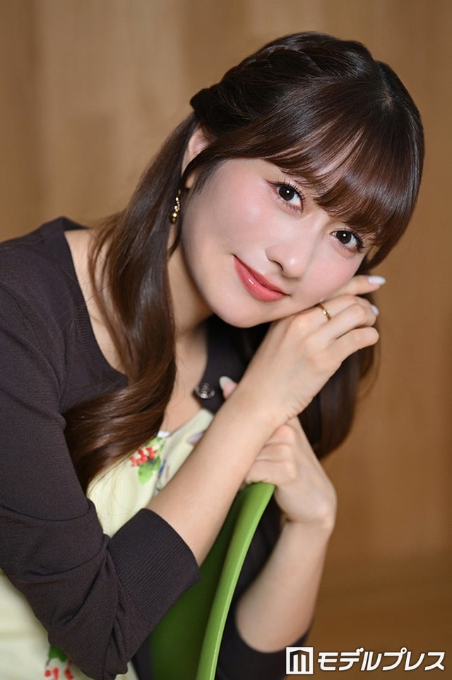 モデルプレスのインタビューに応じた佐々木彩夏（C）モデルプレス