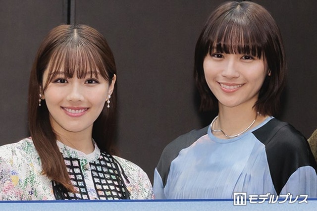 ドラマ「嘘をついた私たち」取材会に出席した渡邉美穂、浅川梨奈（C）モデルプレス