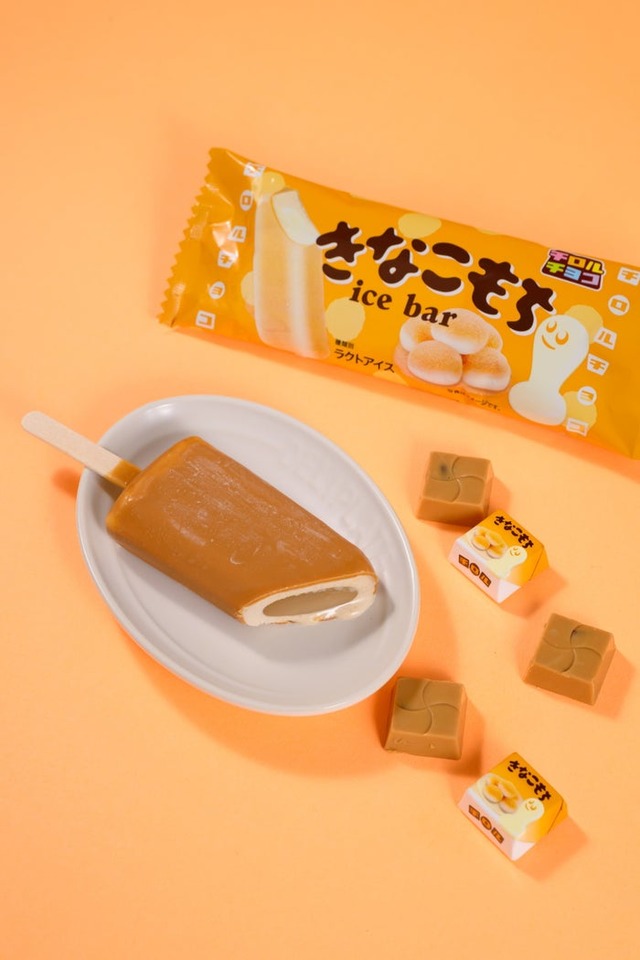 チロルチョコきなこもちアイスバー（税込194円）（提供写真）