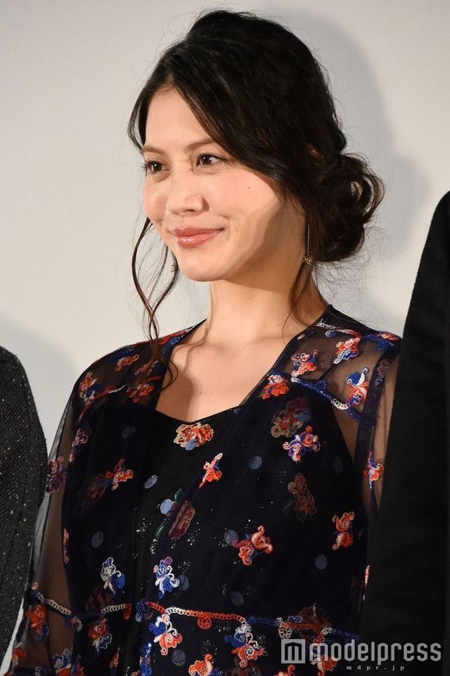 中別府葵（C）モデルプレス