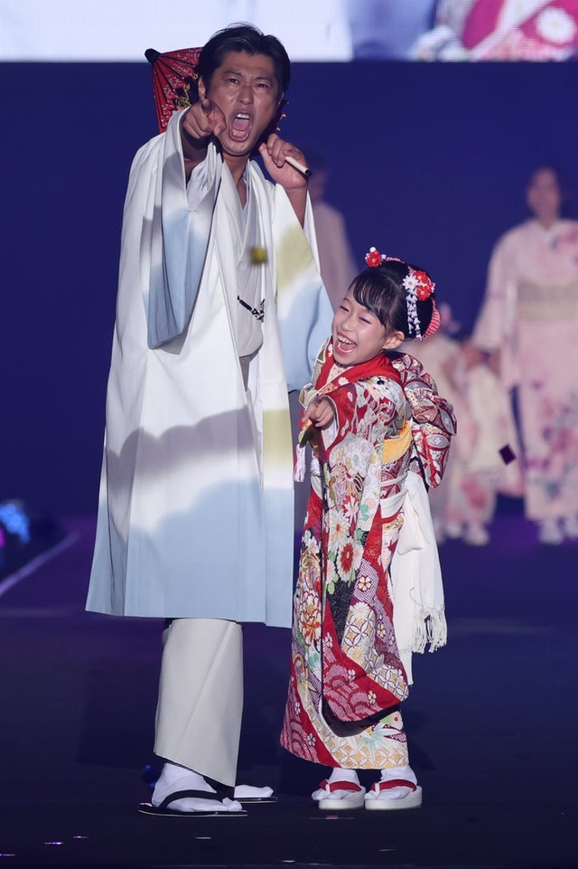 尾形貴弘、尾形さくら（提供写真）