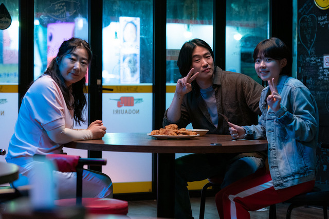 『ハイファイブ！』　© 2025 NEXT ENTERTAINMENT WORLD & ANNAPURNA FILMS. All Rights Reserved.