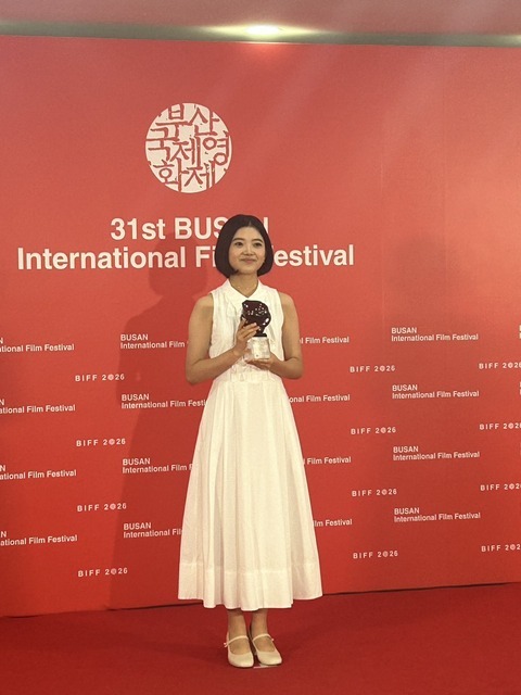 『さとこはいつも』釜山国際映画祭　　©2026 「さとこはいつも」製作委員会