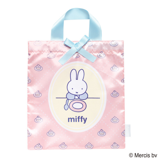リボン巾着トート　Illustrations Dick Bruna © copyright Mercis bv, 1953-2026 www.miffy.com