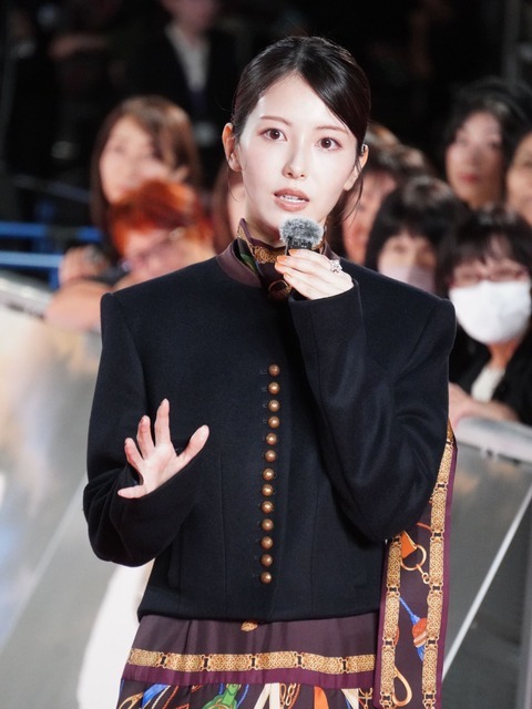 浜辺美波