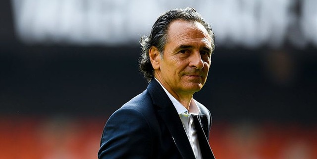 プランデッリ監督、わずか半年で解雇…