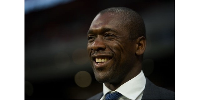 セードルフ監督、試合中に“神トラップ“を発動！ベンチの選手も笑うしかない