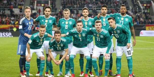 ドイツ代表、W杯に向けた27人の候補メンバーを発表！ロイス、ペーターゼンが入る