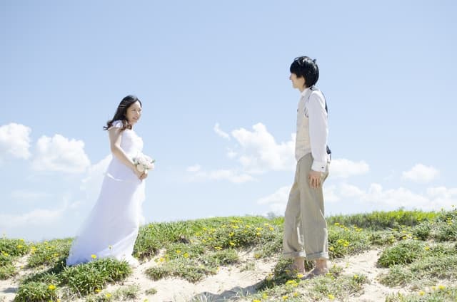 皆さんから寄せられた家計の悩みにお答えする、その名も「マネープランクリニック」。今回の相談者は、来年結婚を控えた20代の男性会社員の方。ファイナンシャル・プランナーの深野康彦さんがアドバイスします。