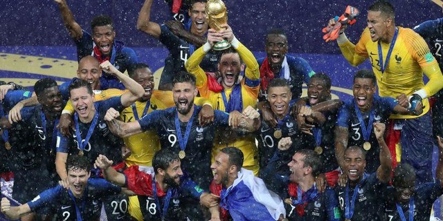 フランスの優勝で、フランスだけ称賛するな！あの国の大統領が指摘