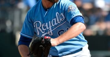 野球のMLBチーム、女子サッカーチームを訴える　その理由とは