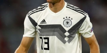 ドイツ代表、adidasと契約延長！金額はいくらになった？