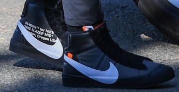 エンバペ、「NikeとOff-White」のコラボスニーカーを履いてた！