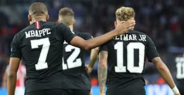 PSG、「3-4-3」システムでCLを戦う？カバーニ抜きで…