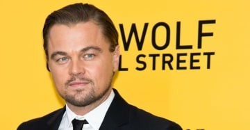 40歳ドログバ、引退せず！ディカプリオの『名シーン』を堂々パクる