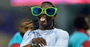 こんなのありかよ！サッカー界に「新たな伝説ゴール」が生まれる