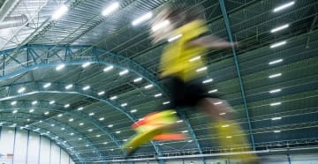 日本代表と戦うベネズエラ、「審判が選手にボコられる」衝撃事件が発生