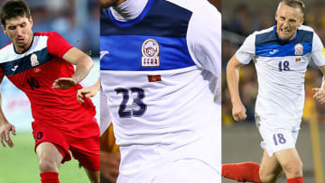 日本代表と対戦！試合前にキルギス代表のユニフォームをチェックする
