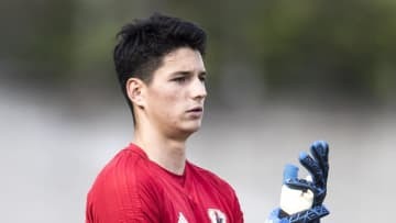 シュミット・ダニエルも海外へ？欧州に挑戦した日本人GKたち