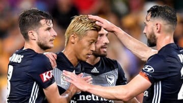 本田圭佑、超冷静PKでまたゴール！「疑惑のファウル」にも動じず