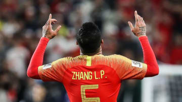 中国代表選手は、なぜ中東でのアジア杯で長袖を着ていたのか