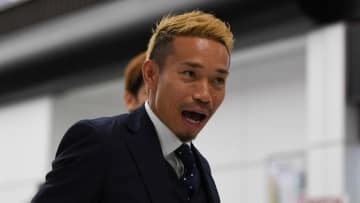 長友はピッチ外でも伊達男！イタリア風ファッションを刮目せよ