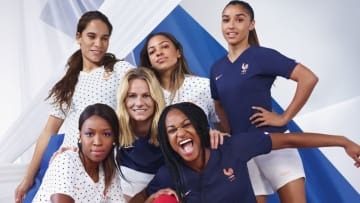 フランス女子代表、W杯に向けた「完全新作」のユニフォームを発表！
