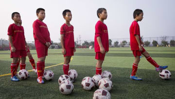中国、本気だぜ…「サッカー幼稚園」を全国に設立へ