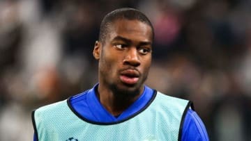 バレンシアMF、ELの試合中に泥棒被害…しかも他3選手もやられてた