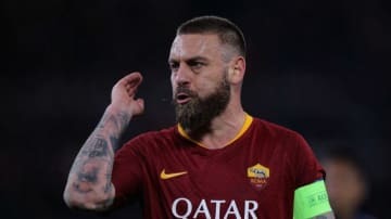 デ・ロッシ、ローマ退団に動揺…「まだサッカーがしたい」