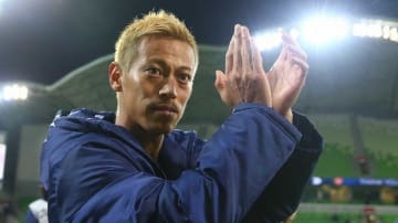 本田圭佑「超リアルフィギュア」がオークションに！ファン必見