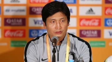 日本を撃破のU-20韓国代表監督、「戦術変更」の決め手はなんだったのか