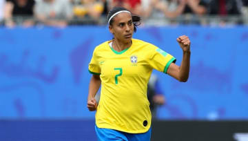 女子W杯開幕！ブラジル代表は女子選手もこんなにウマい