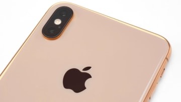 CL優勝のリヴァプール選手たち、「黄金のiPhone Max」 をゲットか