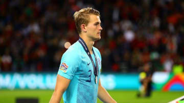 PSG移籍間近？デ・リフト、19歳で「年俸16億円」だとか