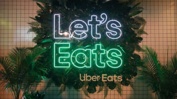 日本でも話題の『UberEats』が胸に！酒井宏のマルセイユ、新ユニが新鮮すぎる