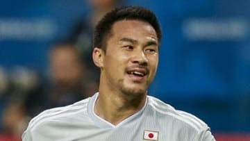岡崎慎司、伝説級のスーパーゴール！現地スペインも「天才」と驚嘆