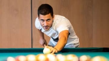 人気ゲーム『FIFA20』で「視野が最強」の選手カードTOP10