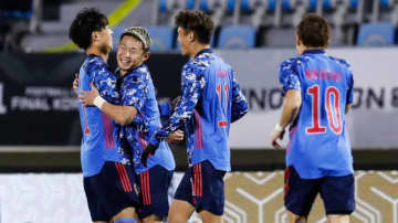 日本代表、5-0で香港撃破！菅大輝の「火の玉シュート」がこれ