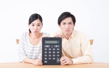 老後に必要なお金は1億円!? そんな大金、準備するのは無理だと思うのは当然のこと。でも、そもそも本当に1億円も必要？ 老後にかかる生活費や、準備すべき老後資金について考えてみました。