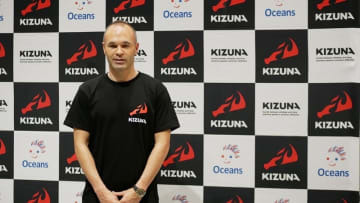 イニエスタがアンバサダー就任！ファンとの深い“絆”を生み出す『KIZUNA』とは